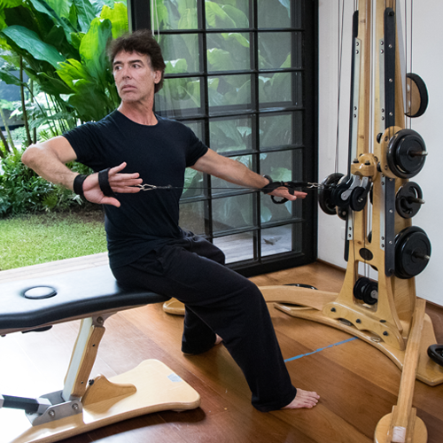 Pilates e Gyrotonic - Clínica Axis